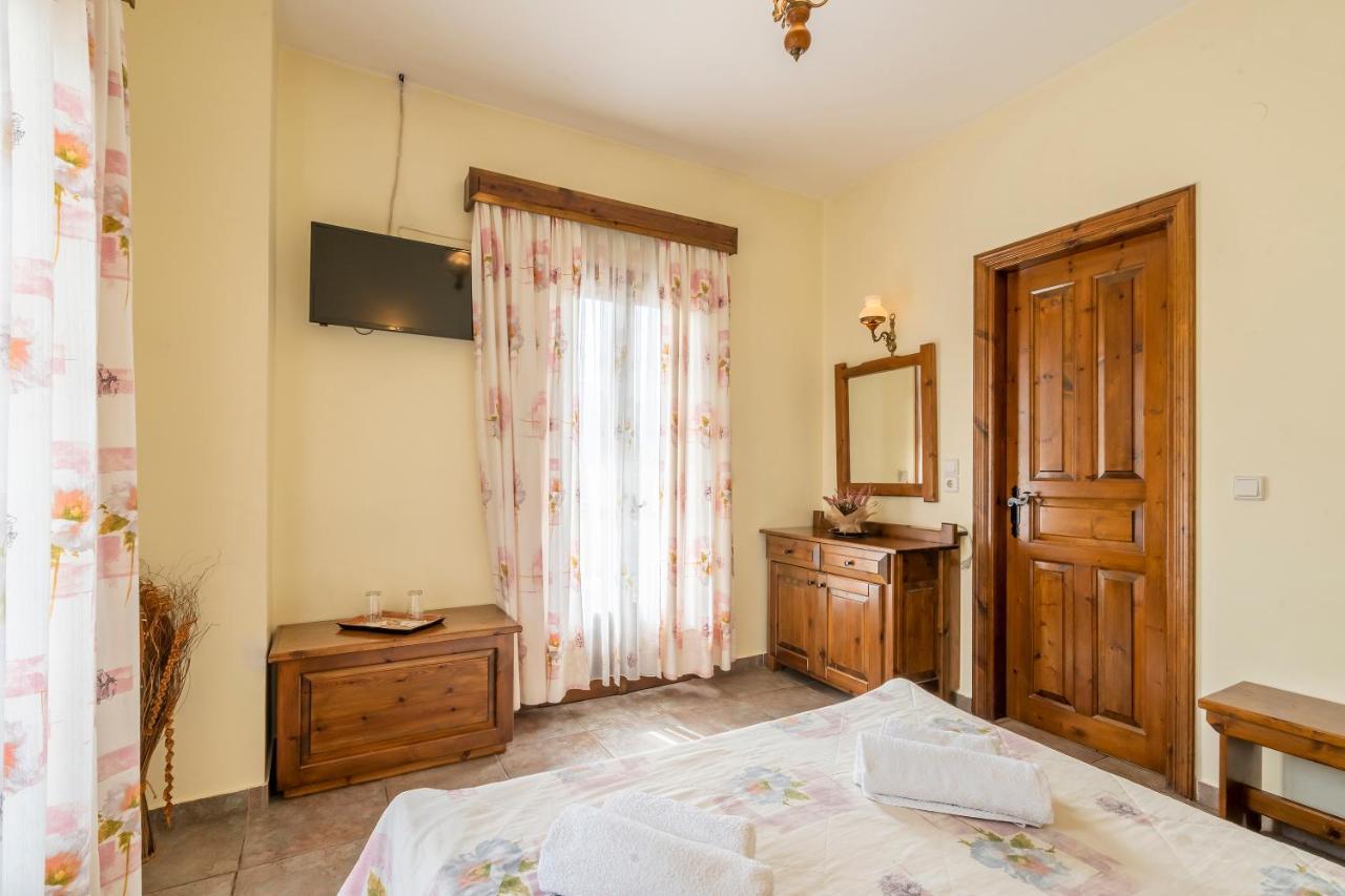 Rizoma Guesthouse Mikrón Khoríon Esterno foto