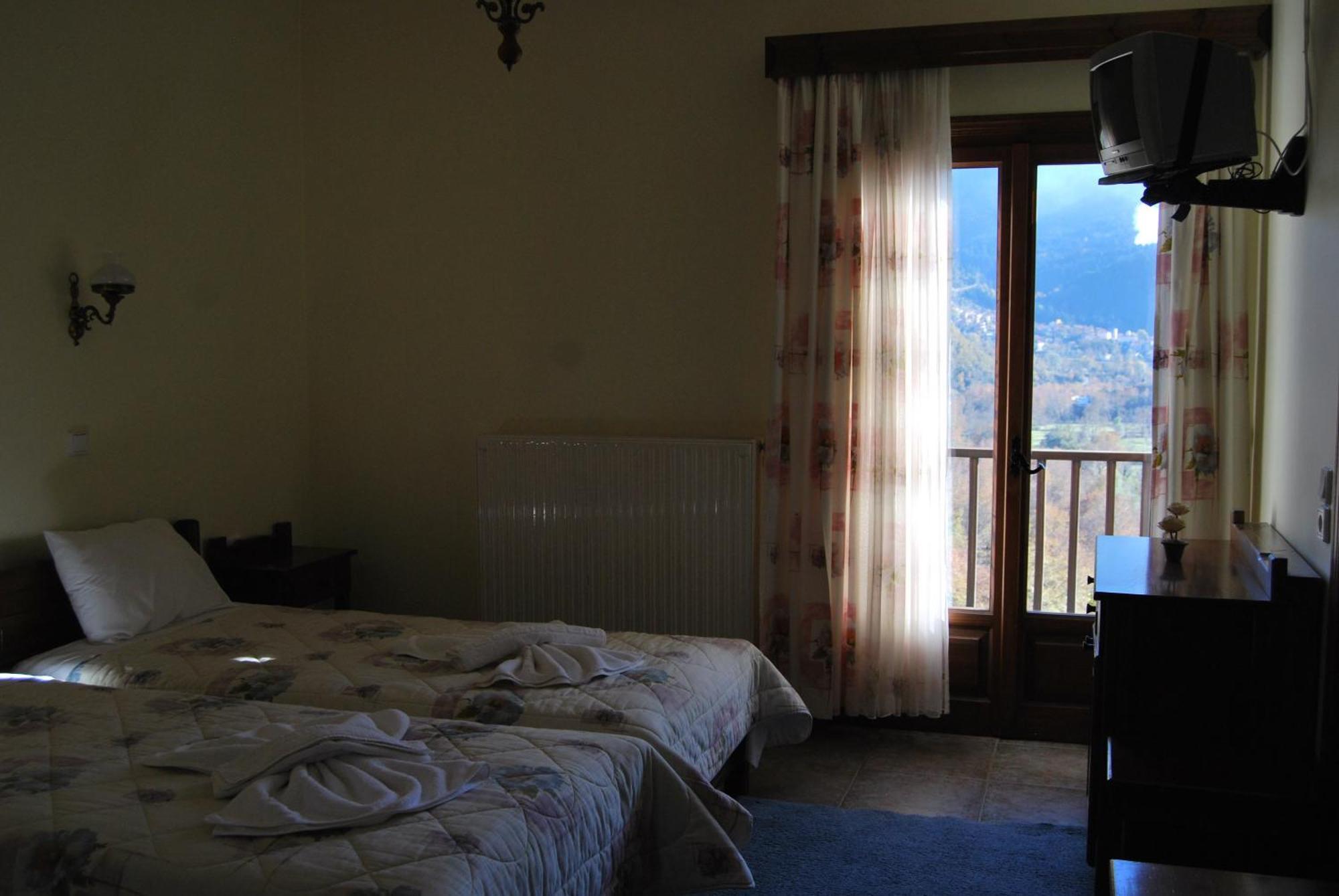 Rizoma Guesthouse Mikrón Khoríon Esterno foto